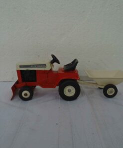 Allis Chalmers Lawn & Garden Tractor with Front Blade and Garden Cart 1/16 scale