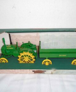 John Deere 1931 GP With Wagon 1/16 scale