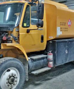 International Fuel/Lube service truck.