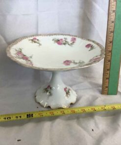 Porcelain Cake Stand “Iris”