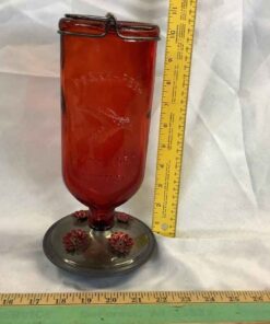 Pesky Pet Hummingbird Feeder