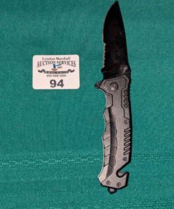 Folding utility knife