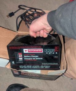 Motomaster Battery charger 55/10