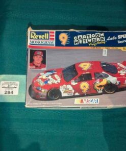 Revell Monogram Nascar kit