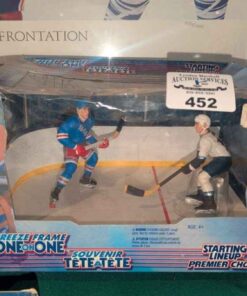 Freeze frame one on one hockey figures