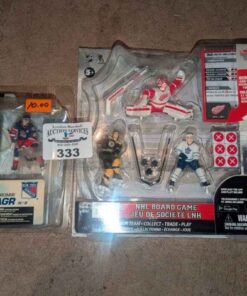 NHL Board game & Jaromir Jagr Figure