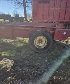 New Holland Manure Spreader