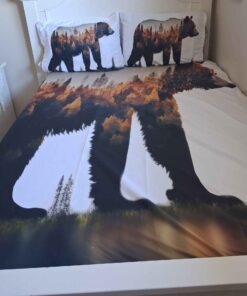 Queen or larger sized bear themed sheet with matching pillow cases