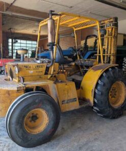 Ford 1200 forklift - 6K lift 3 stage