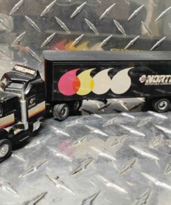 Northland Kenworth T600A 1/64 scale tractor trailer