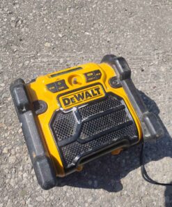 DeWalt radio.... working condition