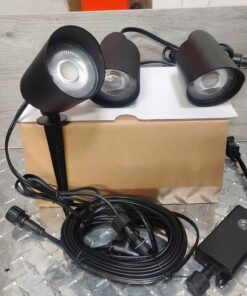 3 die-cast spotlights with dawn to dusk or timer and all wiring