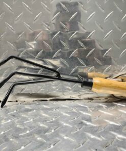 3 tooth hand cultivator