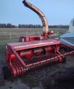 Gehl 1060 harvester