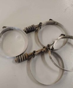Qty 3 .... spring loaded clamps plus 1