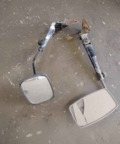 Mirror mounts with mirror(1 mirror broken)