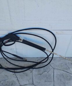 Pressure washer hose and gun