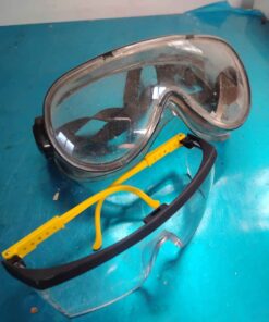 2 pair safety glasses