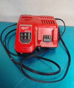 MILWAUKEE RAPID battery charger