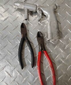 Qty 2 wire nippers and air gun