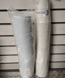 1 sleeve of cups and 1 sleeve of lids