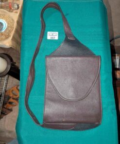 Leather shoulder bag