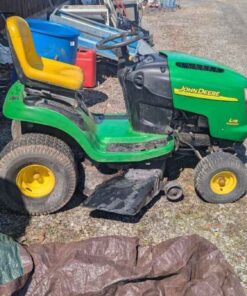 John Deere L118 Riding lawn Tractor
