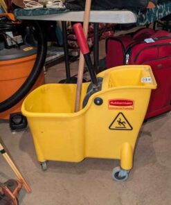 Rubbermaid Contractor mop bucket and mop handle