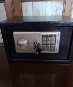 Digital locking safe
