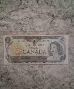 Canadian one dollar bill