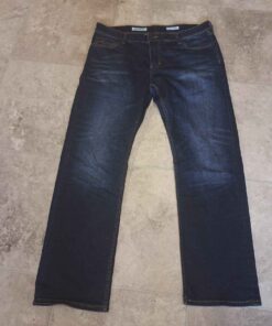 36 × 32 wind river jeans
