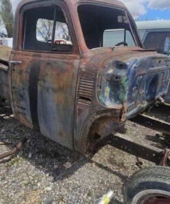1947-1953  3 window Cab