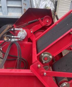 Massey Ferguson 1840 bale thrower