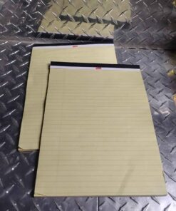 Set of 2 staples yellow lined scratch pads