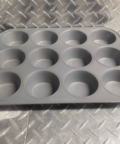 Baker's secret muffin tin ..... excellent condition