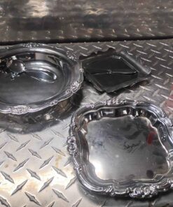 Stainless serving ware