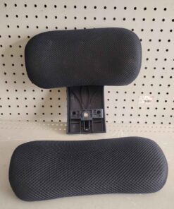 Head rest and cushion
