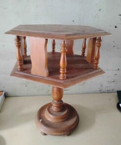 Single pedestal coffee table