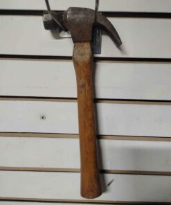 Wood handle claw hammer