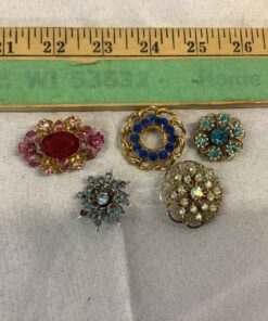 Vintage Broaches (5)