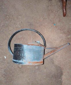 Metal watering can