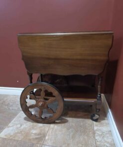 Vintage tea table.....nice conversation starter