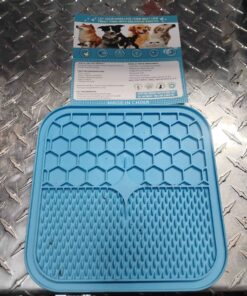 Silicone pet anti stress treat tray