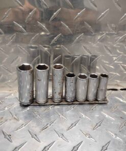 Set of sockets