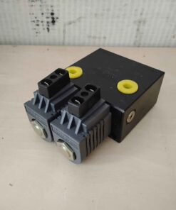 Double coil hydraulic valve assembly
