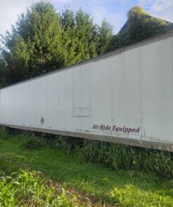 53 foot dry van trailer with translucent roof.... excellent for storage