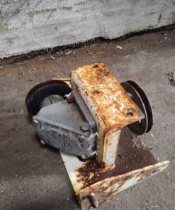 1-1/2 to 1 Right angle gear box