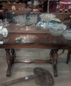 Antique Trestle table with leaf extensions