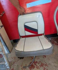Boat seat
