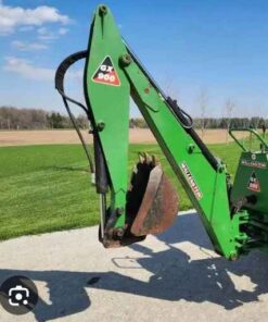 Wallenstein GX 900 backhoe attachment